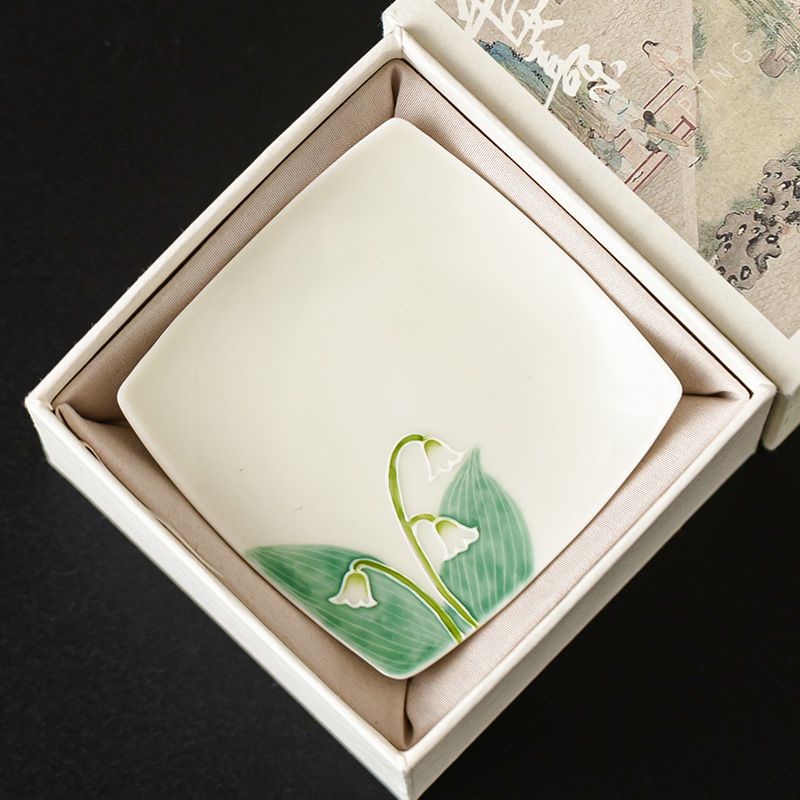 Hand Painted Lily of the Valle - Valley Tea And Coffee บทวิจารณ์และราคา